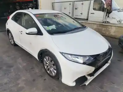 Veicolo di demolizione HONDA CIVIC (FK) N16A1 dell'anno 2014 alimentato N16A1