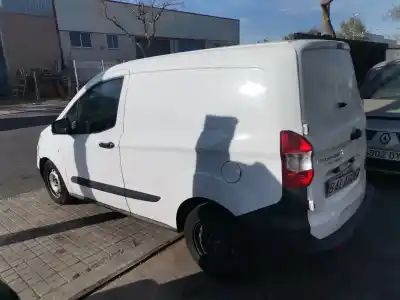 Здавання транспортного засобу ford transit courier (c4a) ugcb року 2015 потужний ugcb
