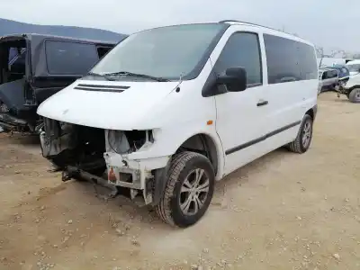 Здавання транспортного засобу MERCEDES-BENZ VITO KOMBI (638) 611.980 року 1999 потужний 611980