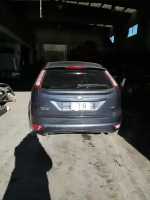 Veicolo di demolizione FORD FOCUS BERLINA (CB4) G8DB dell'anno 2010 alimentato G8DB