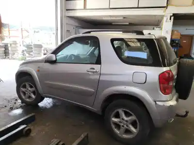 Здавання транспортного засобу toyota rav4 (a2) 1cdftv року 2002 потужний 1cdftv