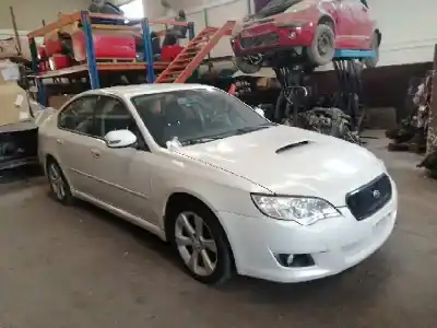 Здавання транспортного засобу subaru legacy combi/ outback (b13/bp) ee20 року 2009 потужний ee20