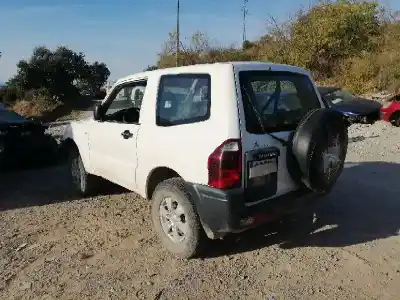 Здавання транспортного засобу mitsubishi montero (v60/v70) 4d56 року 2005 потужний 4d56