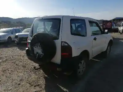 Здавання транспортного засобу mitsubishi montero (v60/v70) 4d56 року 2005 потужний 4d56