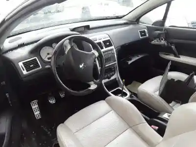 Здавання транспортного засобу peugeot 307 cc (3b) 2.0 16v року 2004 потужний rfn