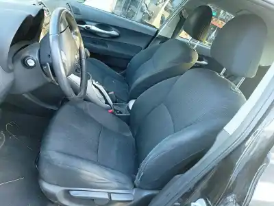 Scrapping Vehicle toyota                                             auris (e15)                                                                                                                                                                                                                                                1nd                                                                                                                                                                                                                                                        of the year 2007 powered 1nd