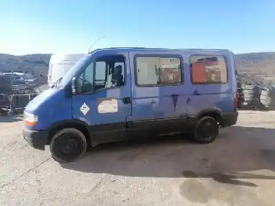 Sloopvoertuig renault master combi f9q770 van het jaar 2000 aangedreven f9q770