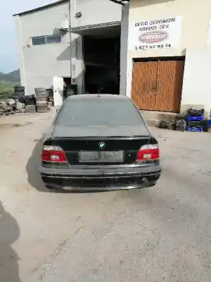 Scrapping Vehicle bmw 5 (e39) 525 d of the year 2003 powered 256d1