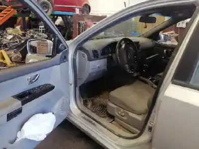 Здавання транспортного засобу kia sorento (bl) d/d4cb року 2008 потужний d4cb