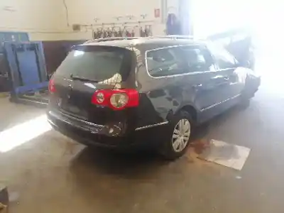 Veículo de Sucata VOLKSWAGEN PASSAT B6 VARIANT (3C5) 2.0 TDI 16V do ano 2006 alimentado BKP
