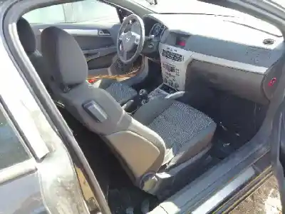 Здавання транспортного засобу opel astra h gtc d-z19dth року 2005 потужний z19dth