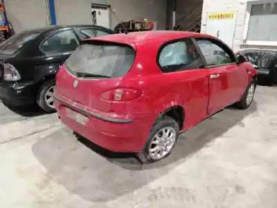 Véhicule à la ferraille ALFA ROMEO                                         147 (190)                                                                                                                                                                                                                                                  937A2000                                                                                                                                                                                                                                                   de l'année 2004 alimenté 937A2000