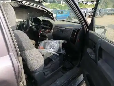 Здавання транспортного засобу mitsubishi montero (v60/v70) d-4m41 року 2000 потужний 4m41