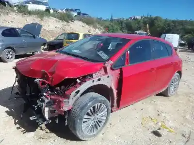 Vehicul casat OPEL ASTRA J BERLINA 5P B16DTL al anului 2015 alimentat B16DTL