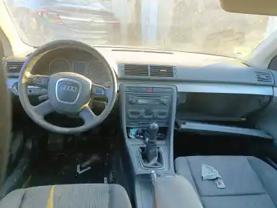 Здавання транспортного засобу audi a4 b7 (8ec) 2.0 tdi 16v року 2006 потужний bre