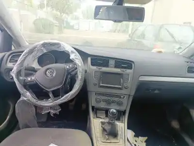 Vehículo de desguace volkswagen                                         golf vii (5g1/be1)                                                                                                                                                                                                                                         clh                                                                                                                                                                                                                                                        del año 2013 con motor clh