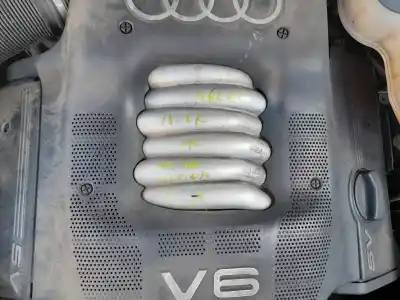 Veículo de Sucata audi a4 berlina (b5) 2.4 do ano 2000 alimentado aml