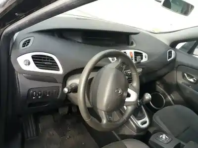 Veículo de Sucata renault scenic iii grand dynamique do ano 2010 alimentado f9q872