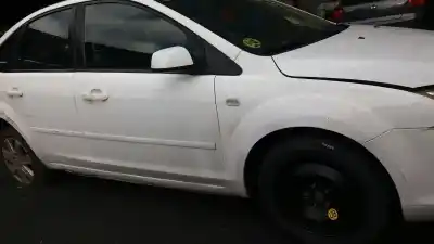 Véhicule à la ferraille ford focus berlina (cap) ambiente (d) de l'année 2007 alimenté kkda