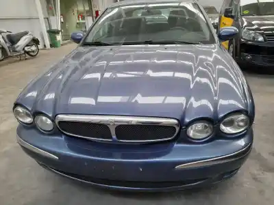 Scrapping Vehicle JAGUAR X-TYPE I (X400) 2.0 D of the year 2005 powered 