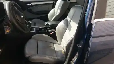 Véhicule à la ferraille bmw serie 3 berlina (e46) 320d de l'année 2001 alimenté 204d4