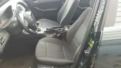 Véhicule à la ferraille bmw serie 3 berlina (e46) 320d de l'année 2002 alimenté 204d4