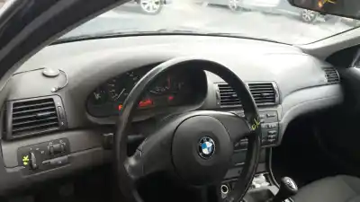 Véhicule à la ferraille bmw serie 3 berlina (e46) 320d de l'année 2002 alimenté 204d4