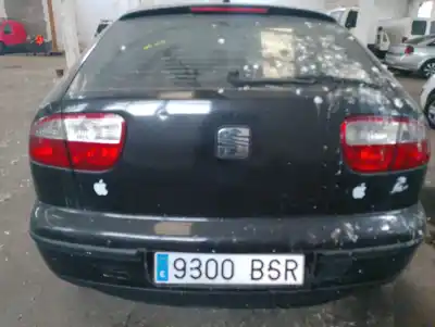 Здавання транспортного засобу seat leon (1m1) signo року 2002 потужний asv