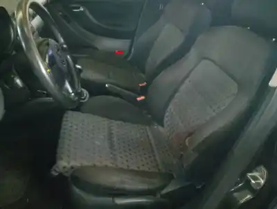 Здавання транспортного засобу seat leon (1m1) signo року 2002 потужний asv