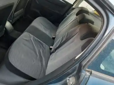 Veículo de Sucata citroen c4 berlina collection do ano 2005 alimentado kfu