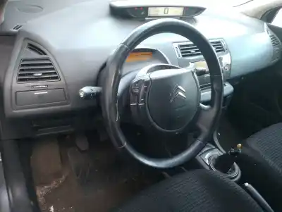 Veículo de Sucata citroen c4 berlina vtr plus do ano 2005 alimentado 9hx