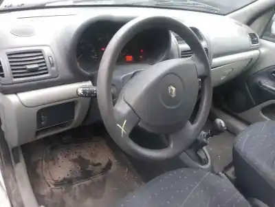 Scrapping Vehicle otras marcas clio ii fase ii (b/cb0) authentique of the year 2002 powered d4f712