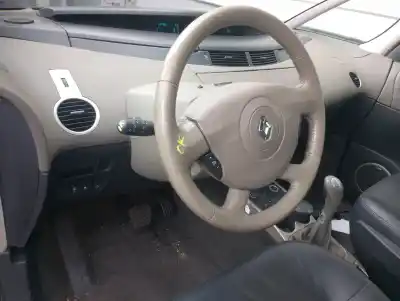 Здавання транспортного засобу renault espace iv (jk0) dynamique року 2005 потужний p9x701