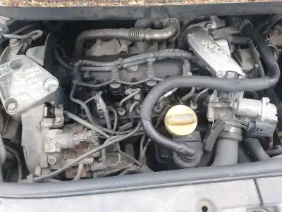 Veículo de Sucata renault scenic ii grand emotion do ano 2006 alimentado f9q804