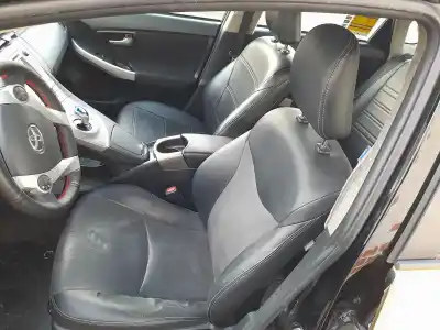 Scrapping Vehicle toyota prius (nhw30) plug-in hybrid advance of the year 2014 powered 2zr