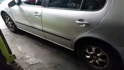 Здавання транспортного засобу seat leon (1m1) signo року 2000 потужний ahf