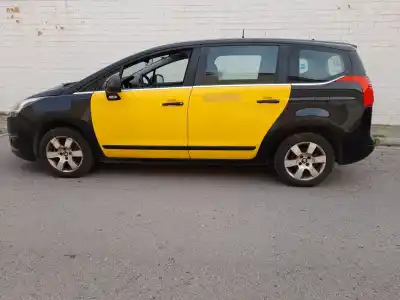 Verschrottungsfahrzeug peugeot 5008 active des jahres 2015 angetrieben ah01