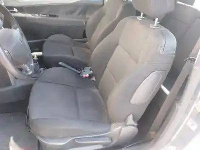 Veículo de Sucata peugeot 207 xs do ano 2006 alimentado 9hx