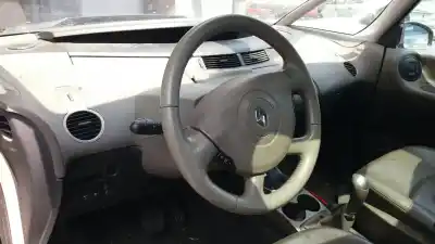 Здавання транспортного засобу renault espace iv (jk0) grand espace initiale року 2005 потужний v4y711