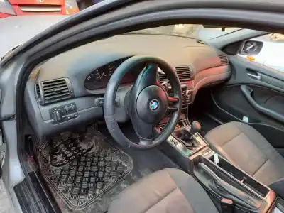 Véhicule à la ferraille bmw serie 3 berlina (e46) 320d de l'année 2002 alimenté 204d4