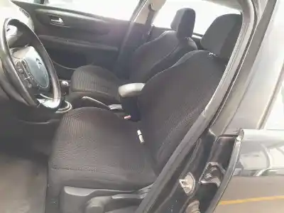 Veículo de Sucata citroen c4 berlina vtr plus do ano 2006 alimentado 9hy