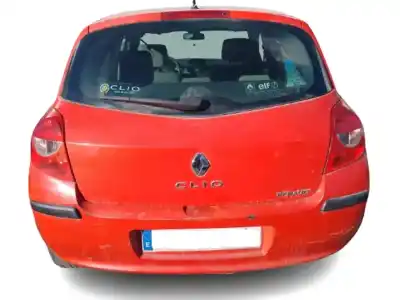 Veículo de Sucata renault clio iii pack authentique do ano 2006 alimentado k9k766