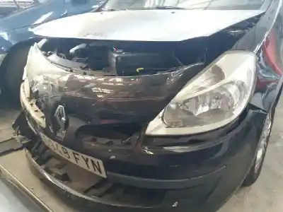Veículo de Sucata RENAULT CLIO III Emotion do ano 2007 alimentado K9K766