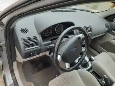 Veículo de Sucata ford mondeo berlina (ge) ghia do ano 2001 alimentado cjba