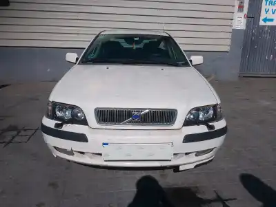 Véhicule à la ferraille VOLVO S40 BERLINA 1.8i de l'année 2001 alimenté B4184SJ