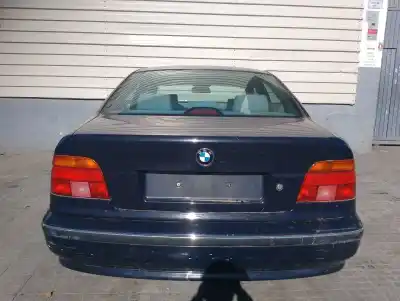 Veículo de Sucata bmw serie 5 berlina (e39) 525tds do ano 2000 alimentado 256d1