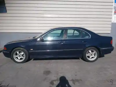 Veículo de Sucata bmw serie 5 berlina (e39) 525tds do ano 2000 alimentado 256d1