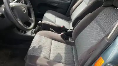 Veículo de Sucata mazda premacy (cp) 2.0 td do ano 2002 alimentado rf