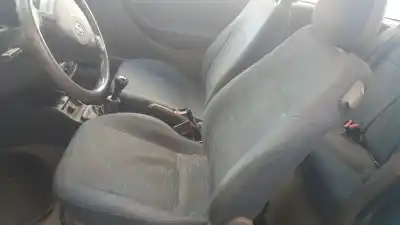 Veicolo di demolizione opel corsa c comfort dell'anno 2001 alimentato y17dt