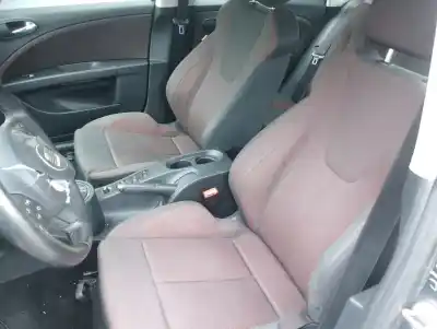 Veículo de Sucata seat leon (1p1) reference do ano 2005 alimentado bkd